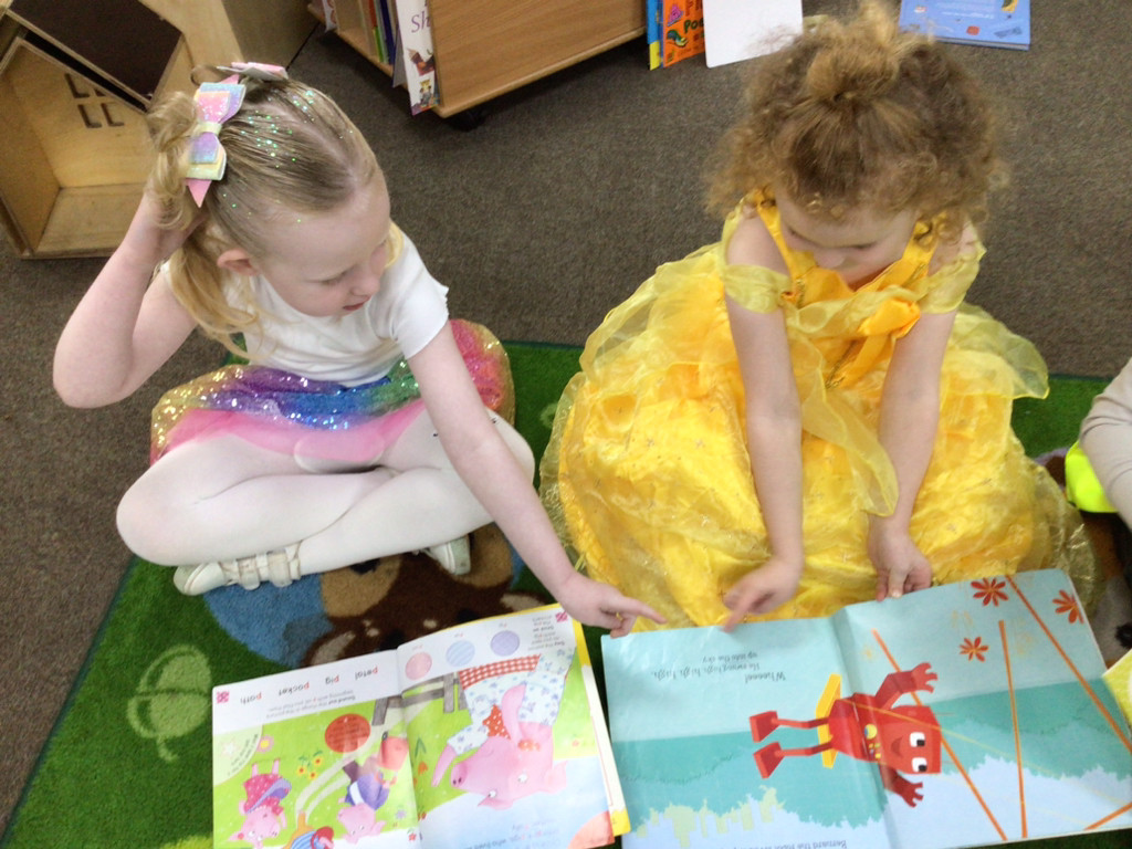 St Luke's Blog Pages